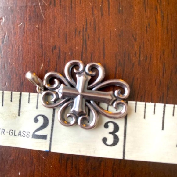 Retired James Avery Melanie Cross - Picture 6 of 8